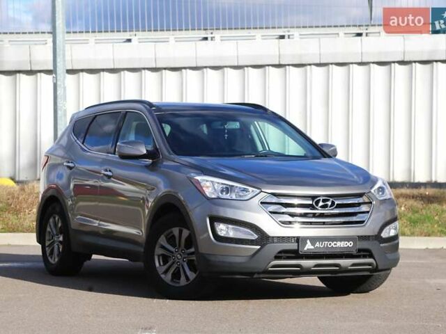 Серый Хендай Санта Фе, объемом двигателя 2.36 л и пробегом 144 тыс. км за 15600 $, фото 1 на Automoto.ua