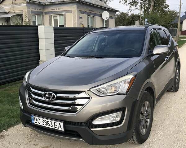 Серый Хендай Санта Фе, объемом двигателя 2.4 л и пробегом 191 тыс. км за 15000 $, фото 1 на Automoto.ua