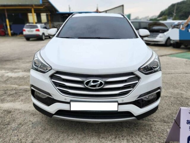 Серый Хендай Санта Фе, объемом двигателя 2 л и пробегом 76 тыс. км за 7999 $, фото 1 на Automoto.ua