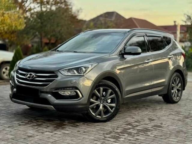 Серый Хендай Санта Фе, объемом двигателя 2.2 л и пробегом 103 тыс. км за 8700 $, фото 1 на Automoto.ua