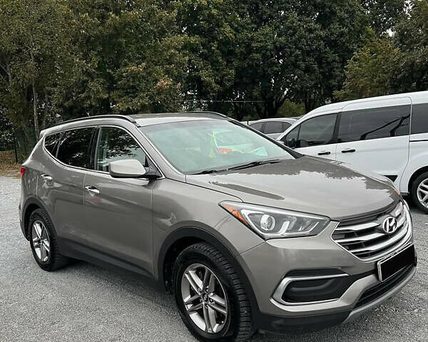 Серый Хендай Санта Фе, объемом двигателя 2.36 л и пробегом 80 тыс. км за 15500 $, фото 1 на Automoto.ua