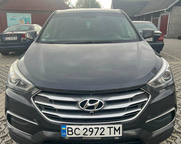 Сірий Хендай Санта Фе, об'ємом двигуна 2.36 л та пробігом 116 тис. км за 14900 $, фото 1 на Automoto.ua