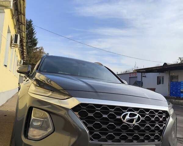Сірий Хендай Санта Фе, об'ємом двигуна 2.2 л та пробігом 80 тис. км за 40000 $, фото 1 на Automoto.ua
