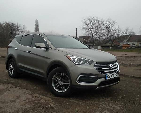 Серый Хендай Санта Фе, объемом двигателя 2.36 л и пробегом 182 тыс. км за 16500 $, фото 1 на Automoto.ua