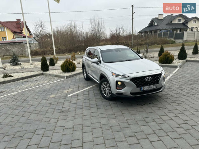 Серый Хендай Санта Фе, объемом двигателя 2.4 л и пробегом 98 тыс. км за 24000 $, фото 1 на Automoto.ua