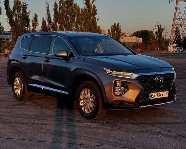 Сірий Хендай Санта Фе, об'ємом двигуна 2.36 л та пробігом 95 тис. км за 21300 $, фото 1 на Automoto.ua