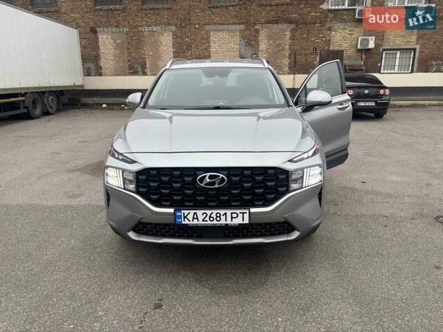 Серый Хендай Санта Фе, объемом двигателя 2.5 л и пробегом 62 тыс. км за 27900 $, фото 1 на Automoto.ua