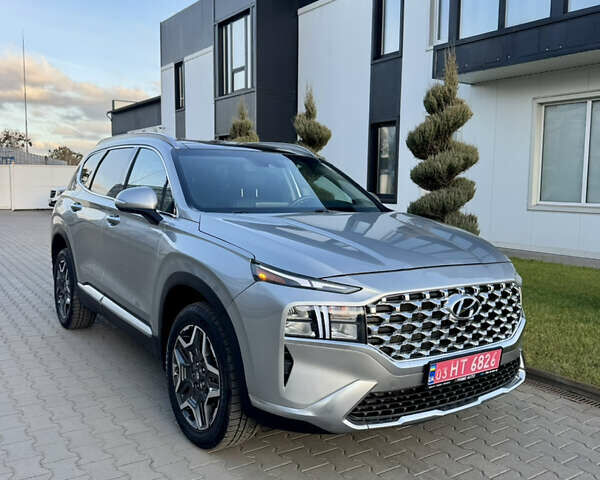 Серый Хендай Санта Фе, объемом двигателя 1.6 л и пробегом 51 тыс. км за 37900 $, фото 1 на Automoto.ua