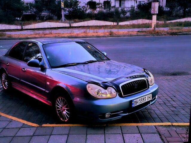 Синій Хендай Санта Фе, об'ємом двигуна 2 л та пробігом 200 тис. км за 1800 $, фото 1 на Automoto.ua