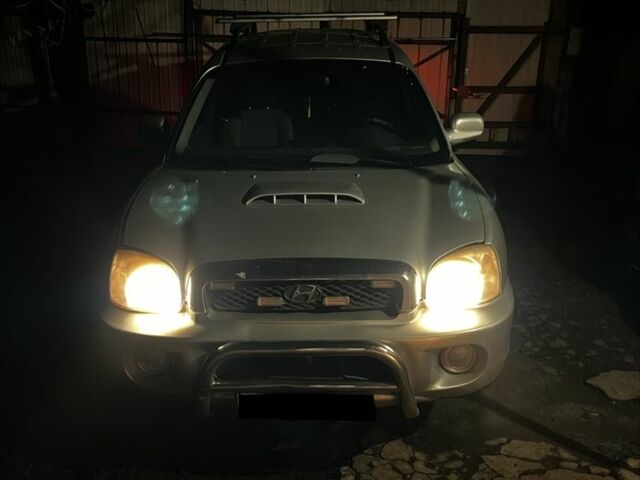 Синий Хендай Санта Фе, объемом двигателя 0 л и пробегом 2 тыс. км за 2700 $, фото 1 на Automoto.ua