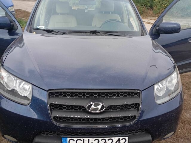 Синий Хендай Санта Фе, объемом двигателя 2.2 л и пробегом 274 тыс. км за 5500 $, фото 1 на Automoto.ua