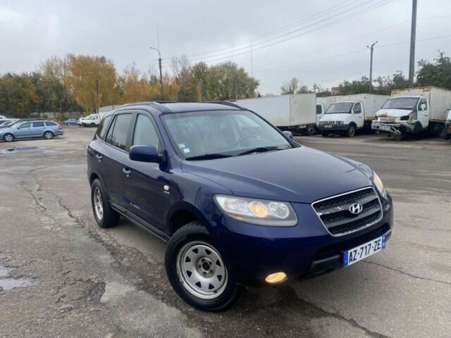 Синий Хендай Санта Фе, объемом двигателя 2.2 л и пробегом 300 тыс. км за 5700 $, фото 1 на Automoto.ua