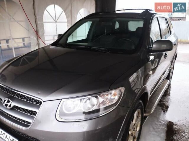 Синий Хендай Санта Фе, объемом двигателя 2.19 л и пробегом 294 тыс. км за 6000 $, фото 1 на Automoto.ua