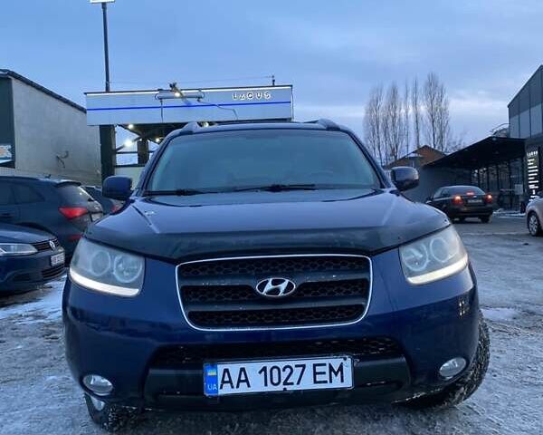Синий Хендай Санта Фе, объемом двигателя 2.7 л и пробегом 257 тыс. км за 6900 $, фото 1 на Automoto.ua