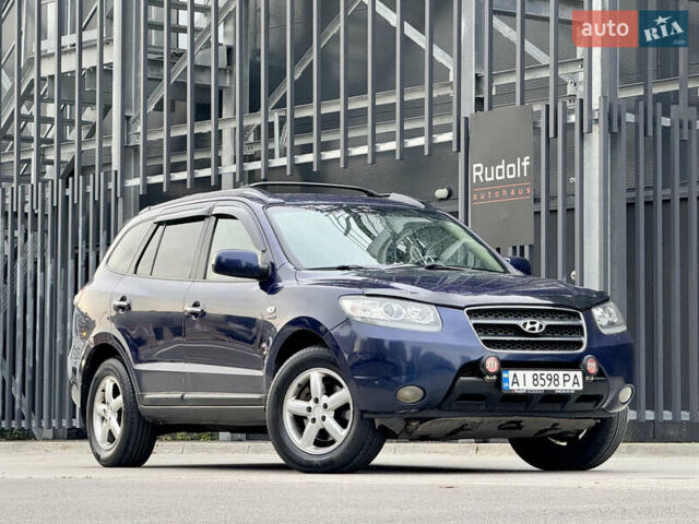 Синий Хендай Санта Фе, объемом двигателя 2.7 л и пробегом 289 тыс. км за 7700 $, фото 1 на Automoto.ua