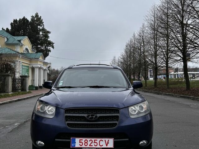 Синий Хендай Санта Фе, объемом двигателя 2.2 л и пробегом 268 тыс. км за 5750 $, фото 1 на Automoto.ua