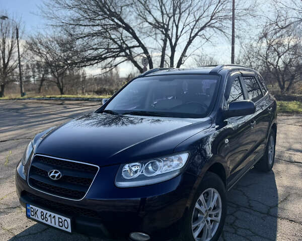 Синий Хендай Санта Фе, объемом двигателя 2.19 л и пробегом 100 тыс. км за 11300 $, фото 1 на Automoto.ua