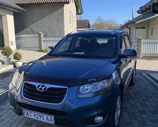 Синий Хендай Санта Фе, объемом двигателя 2.2 л и пробегом 197 тыс. км за 13000 $, фото 1 на Automoto.ua