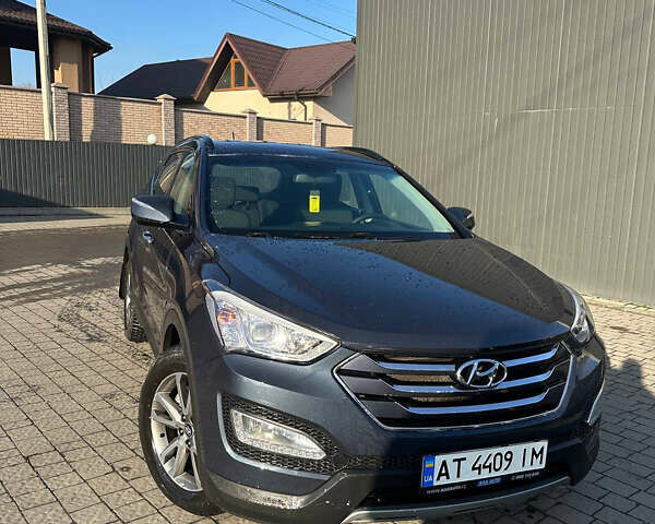 Синий Хендай Санта Фе, объемом двигателя 2.2 л и пробегом 245 тыс. км за 16800 $, фото 1 на Automoto.ua