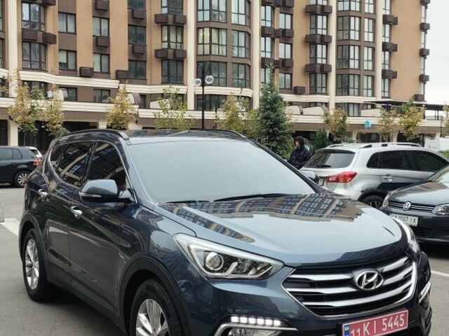 Синий Хендай Санта Фе, объемом двигателя 2 л и пробегом 187 тыс. км за 19000 $, фото 1 на Automoto.ua
