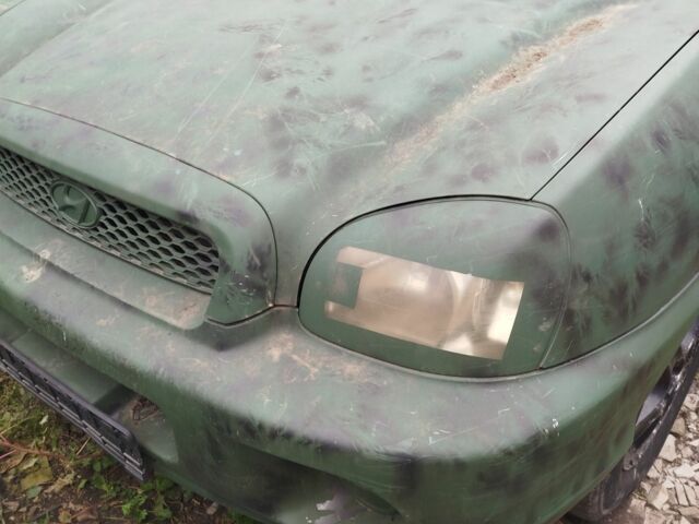 Зеленый Хендай Санта Фе, объемом двигателя 0 л и пробегом 33 тыс. км за 958 $, фото 1 на Automoto.ua