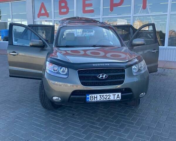 Зеленый Хендай Санта Фе, объемом двигателя 2.19 л и пробегом 240 тыс. км за 9750 $, фото 1 на Automoto.ua