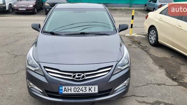 Серый Хендай Соларис, объемом двигателя 1.4 л и пробегом 67 тыс. км за 9500 $, фото 1 на Automoto.ua