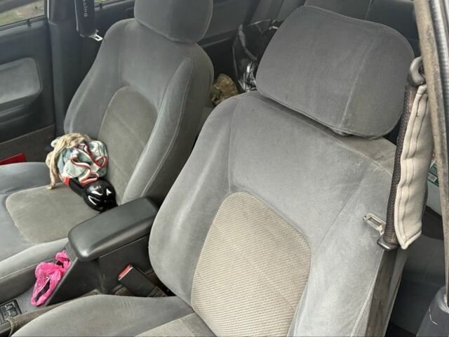 Білий Хендай Соната, об'ємом двигуна 2 л та пробігом 237 тис. км за 1000 $, фото 1 на Automoto.ua