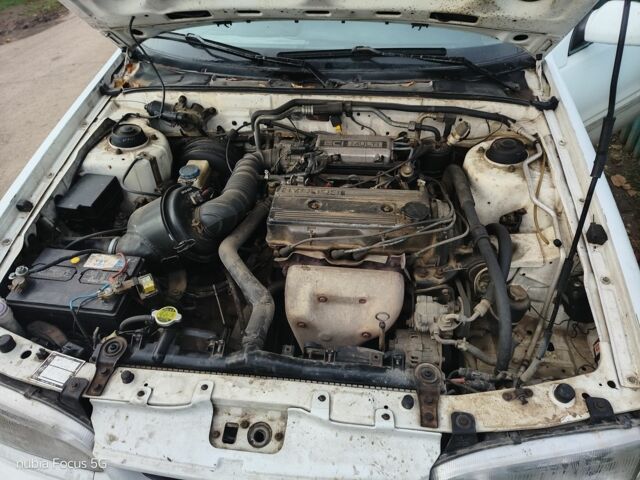 Білий Хендай Соната, об'ємом двигуна 2 л та пробігом 276 тис. км за 1500 $, фото 1 на Automoto.ua