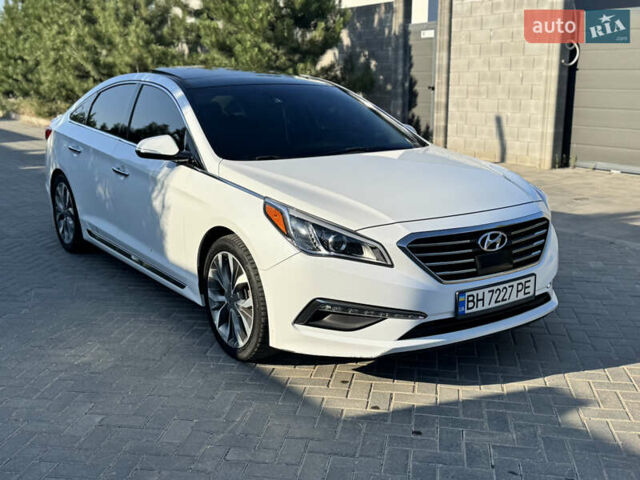 Белый Хендай Соната, объемом двигателя 2.36 л и пробегом 195 тыс. км за 10999 $, фото 1 на Automoto.ua