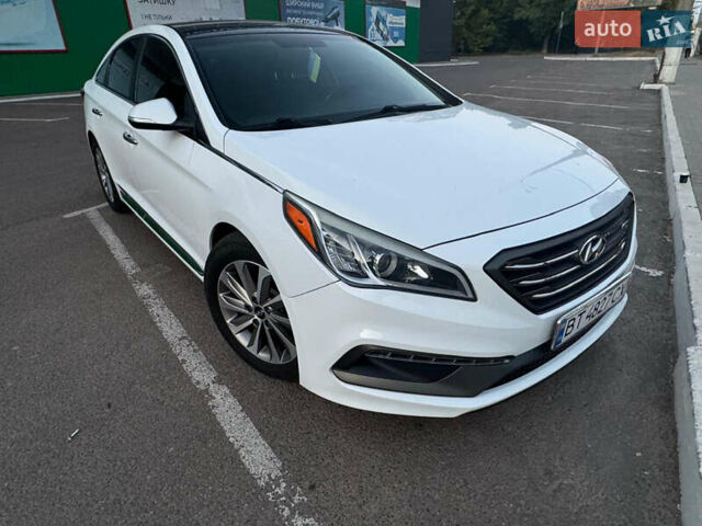 Білий Хендай Соната, об'ємом двигуна 2.4 л та пробігом 115 тис. км за 11000 $, фото 1 на Automoto.ua