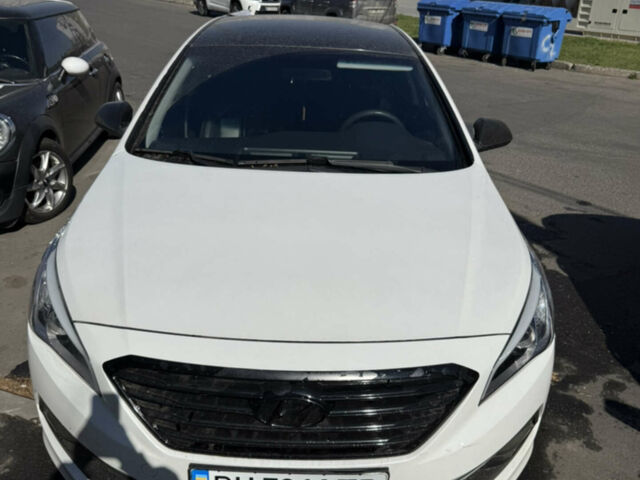 Білий Хендай Соната, об'ємом двигуна 2 л та пробігом 832 тис. км за 10800 $, фото 1 на Automoto.ua