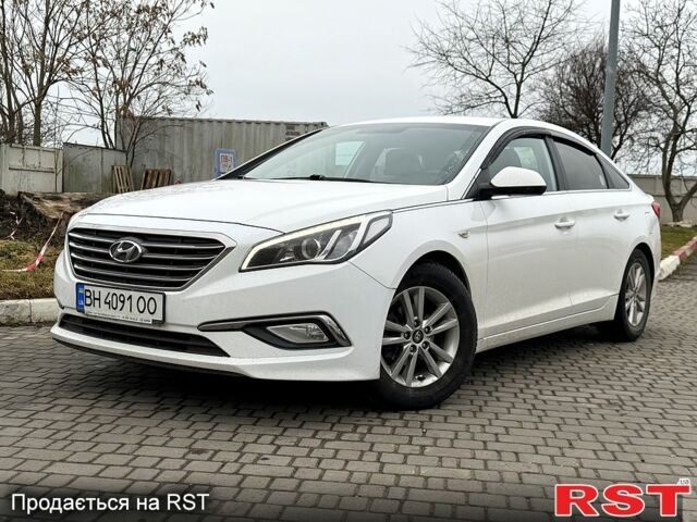 Белый Хендай Соната, объемом двигателя 2 л и пробегом 19200 тыс. км за 8700 $, фото 1 на Automoto.ua