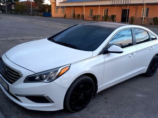 Хендай Соната 2016 в Черновцах на Automoto.ua Белый Хендай Соната, объемом двигателя 2.4 л и пробегом 189 тыс. км за 9500 $, фото 1 на Automoto.ua