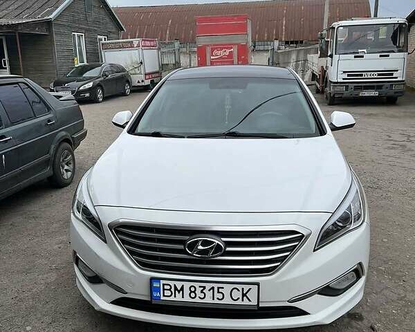 Білий Хендай Соната, об'ємом двигуна 2 л та пробігом 315 тис. км за 10300 $, фото 1 на Automoto.ua