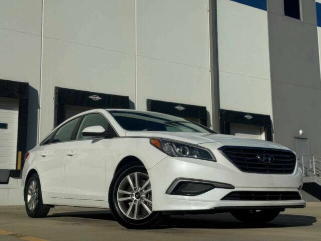 Белый Хендай Соната, объемом двигателя 2.4 л и пробегом 69 тыс. км за 10600 $, фото 1 на Automoto.ua