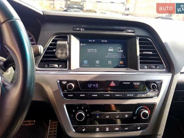 Белый Хендай Соната, объемом двигателя 2 л и пробегом 108 тыс. км за 14400 $, фото 1 на Automoto.ua