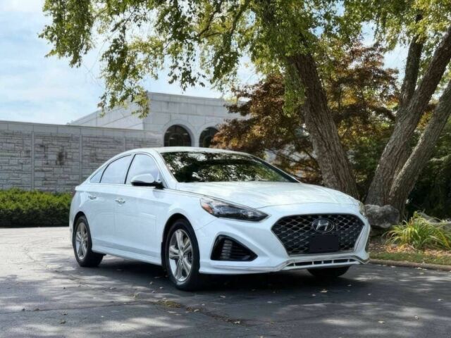 Білий Хендай Соната, об'ємом двигуна 2.4 л та пробігом 35 тис. км за 2900 $, фото 1 на Automoto.ua