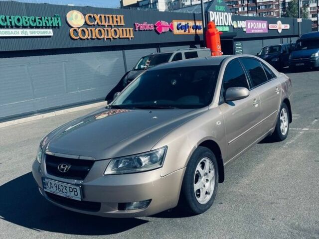 Бежевий Хендай Соната, об'ємом двигуна 2.4 л та пробігом 3 тис. км за 4600 $, фото 1 на Automoto.ua