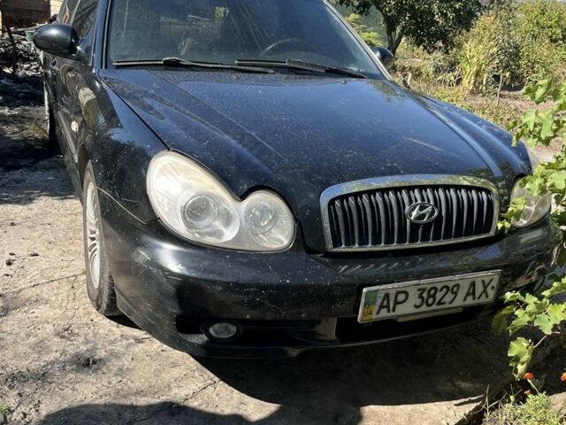 Черный Хендай Соната, объемом двигателя 2 л и пробегом 270 тыс. км за 1194 $, фото 1 на Automoto.ua