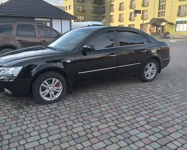 Хендай Соната 2009 в Мукачеве на Automoto.ua Черный Хендай Соната, объемом двигателя 2 л и пробегом 149 тыс. км за 6800 $, фото 1 на Automoto.ua