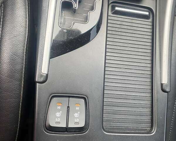 Черный Хендай Соната, объемом двигателя 2.4 л и пробегом 97 тыс. км за 10700 $, фото 1 на Automoto.ua