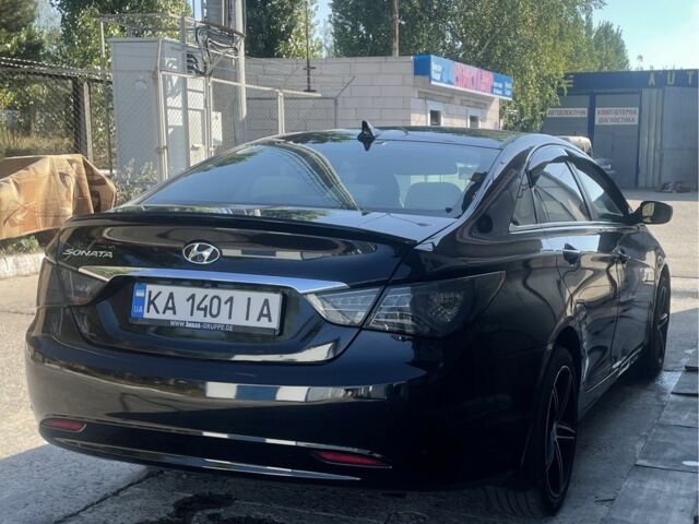 Чорний Хендай Соната, об'ємом двигуна 2.4 л та пробігом 164 тис. км за 8200 $, фото 1 на Automoto.ua