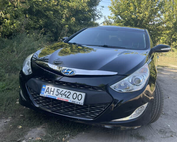 Чорний Хендай Соната, об'ємом двигуна 2.4 л та пробігом 197 тис. км за 10500 $, фото 1 на Automoto.ua