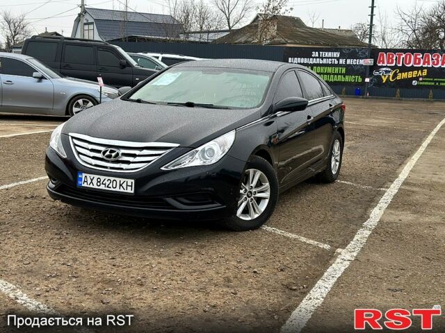 Чорний Хендай Соната, об'ємом двигуна 2.4 л та пробігом 144 тис. км за 7600 $, фото 1 на Automoto.ua