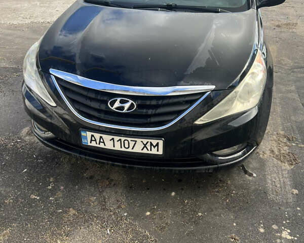 Черный Хендай Соната, объемом двигателя 2.36 л и пробегом 178 тыс. км за 7000 $, фото 1 на Automoto.ua