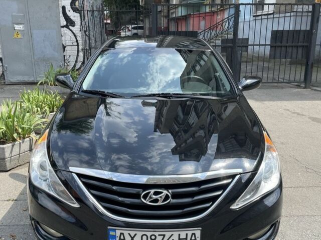 Чорний Хендай Соната, об'ємом двигуна 2.4 л та пробігом 140 тис. км за 9500 $, фото 1 на Automoto.ua