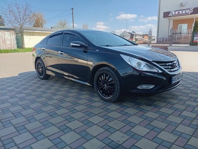 Черный Хендай Соната, объемом двигателя 2.4 л и пробегом 100 тыс. км за 8500 $, фото 1 на Automoto.ua