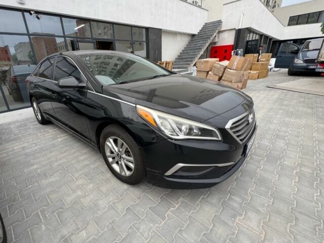 Черный Хендай Соната, объемом двигателя 2.4 л и пробегом 256 тыс. км за 10500 $, фото 1 на Automoto.ua