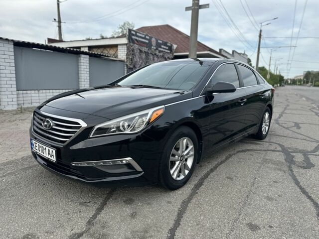 Черный Хендай Соната, объемом двигателя 2.4 л и пробегом 139 тыс. км за 10500 $, фото 1 на Automoto.ua
